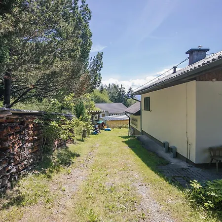 In Den Bergen Semesterbostad *