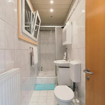 Minihaus In Den Bergen/ Small Mountain House Ferienhaus *