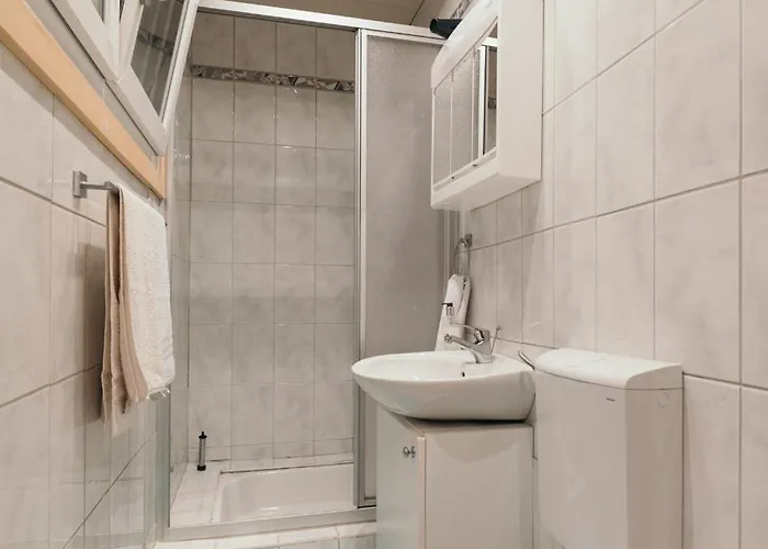 Minihaus In Den Bergen/ Small Mountain House * Greith (Murtal)