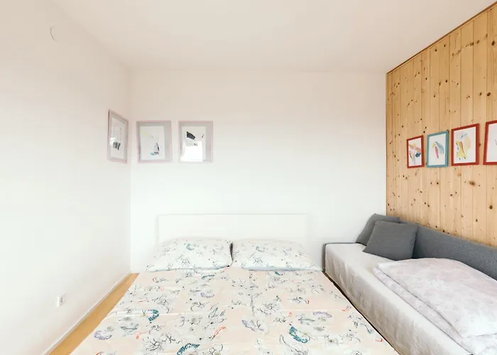 Minihaus In Den Bergen/ Small Mountain House